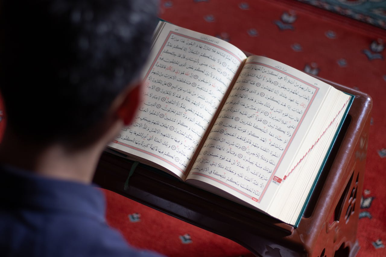 Peran Keluarga dalam Membentuk Generasi Penghafal Al-Qur’an