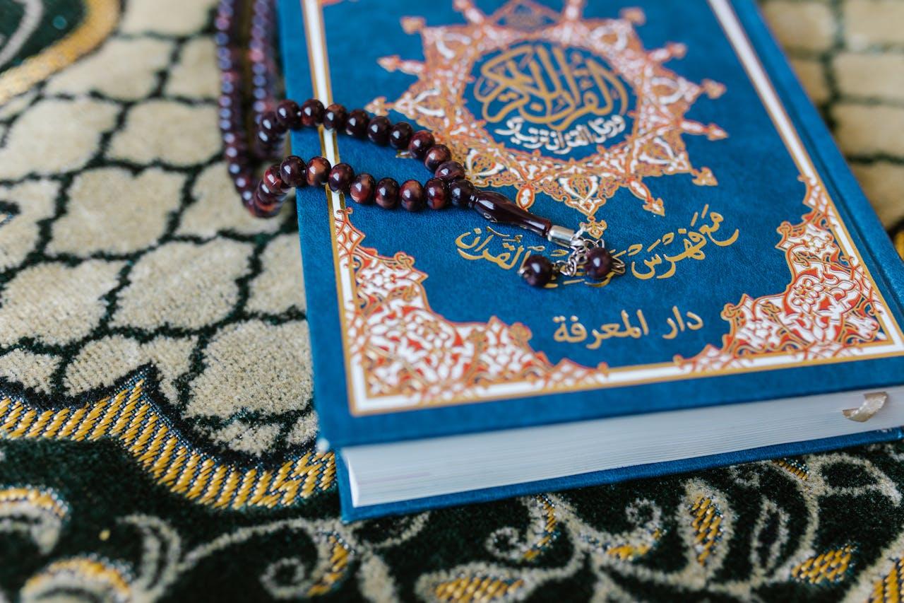 Perbedaan Sanad Al-Qur’an Mutawatir dan Ahad, Pemahaman Lengkap untuk Umat Muslim
