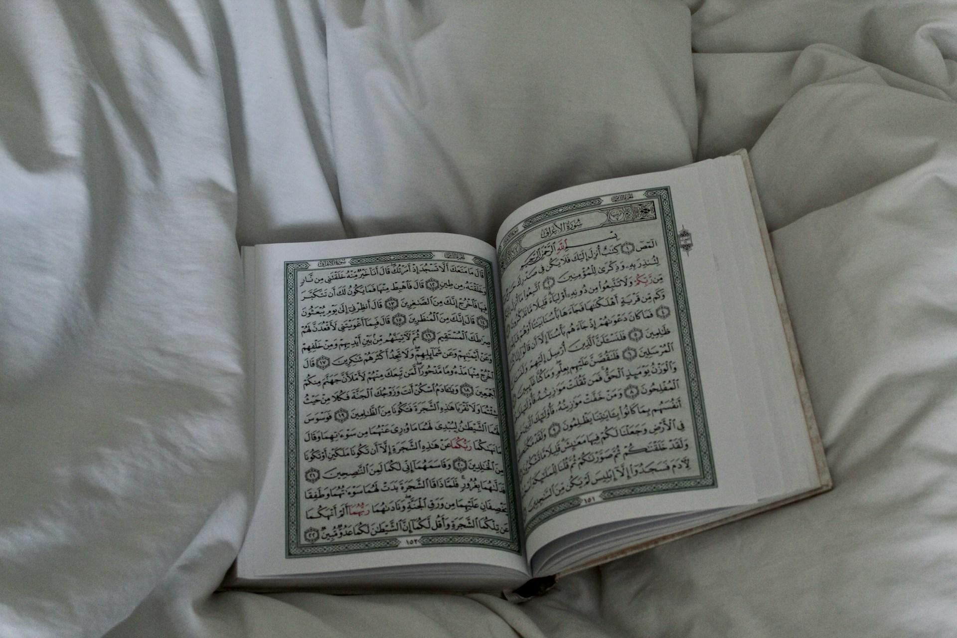 5 Amalan Nuzulul Quran Terbaik untuk Raih Berkah