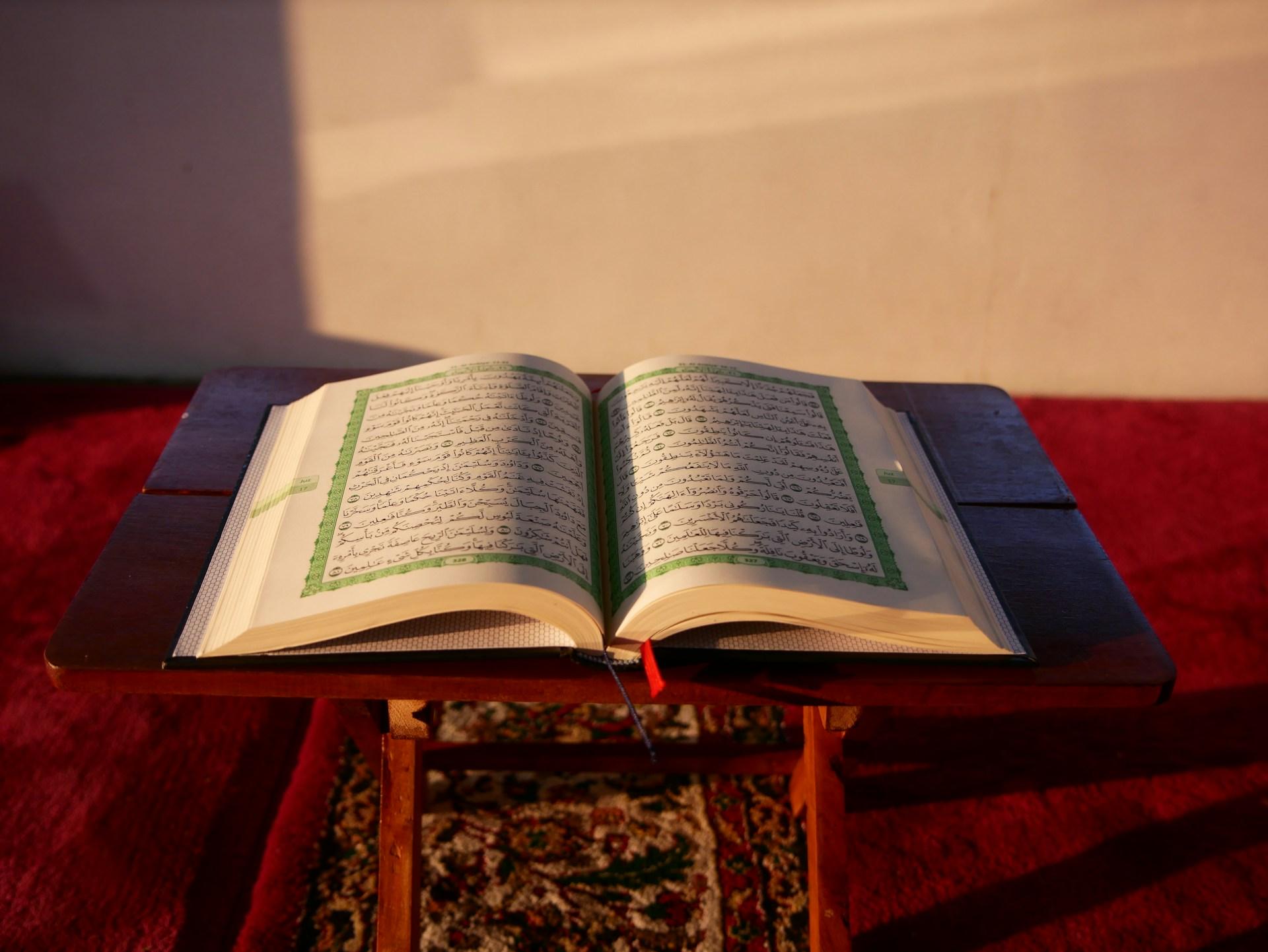 Ayat tentang Judi dalam Al-Qur'an dan Pelajaran Besar di Baliknya