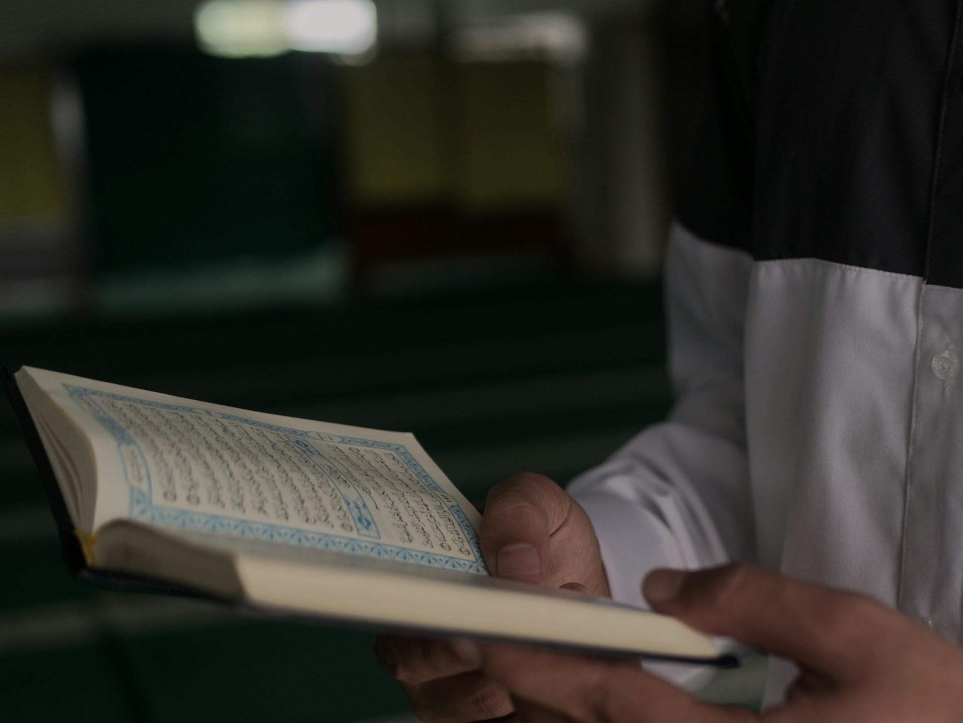 Keutamaan Penghafal Al-Qur'an yang Perlu Diketahui Setiap Orang Tua