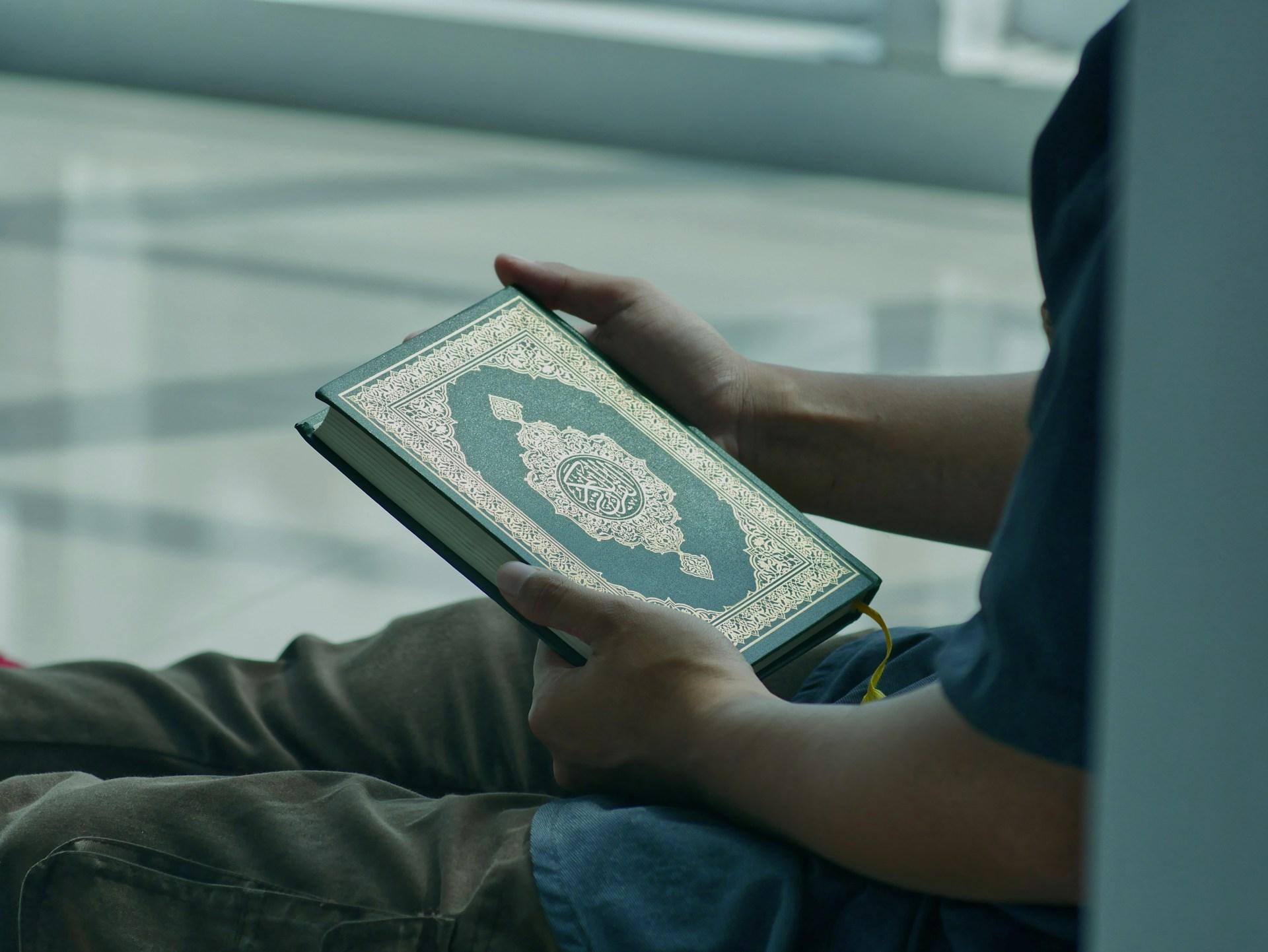 Hukum Menghafal Alquran, Apakah Wajib bagi Setiap Muslim